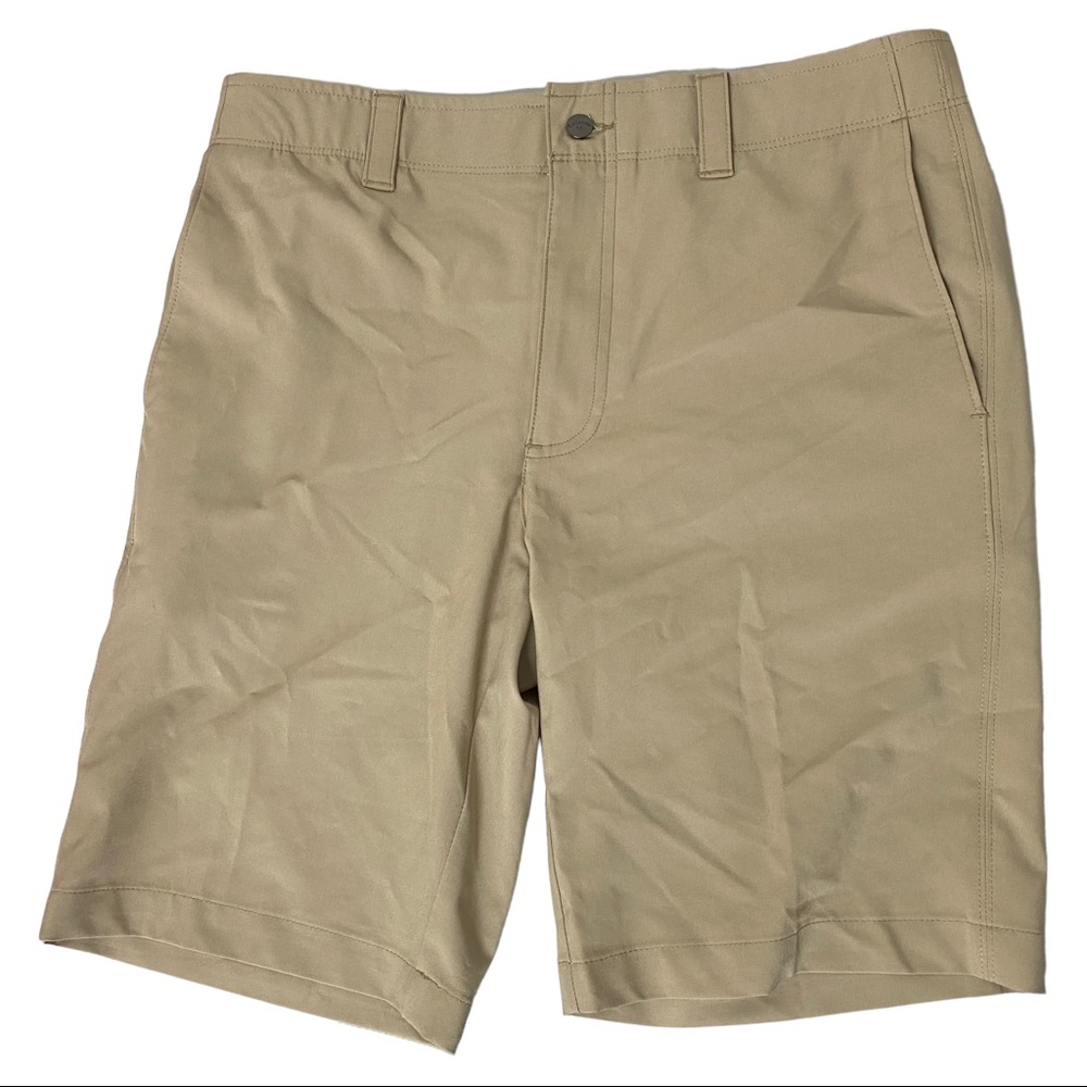 Callaway mens golf shorts size 32